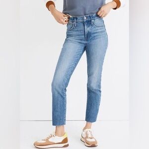 Madewell The Perfect Vintage Jean in Ainsworth
Wash AF691 26 blue deni